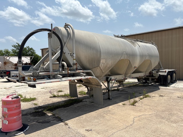 2007 Heil 1040 cft T/A Pneumatic Bulk Trailer 2007 Heil 1040 cft T/A Pneumatic Bulk Trailer