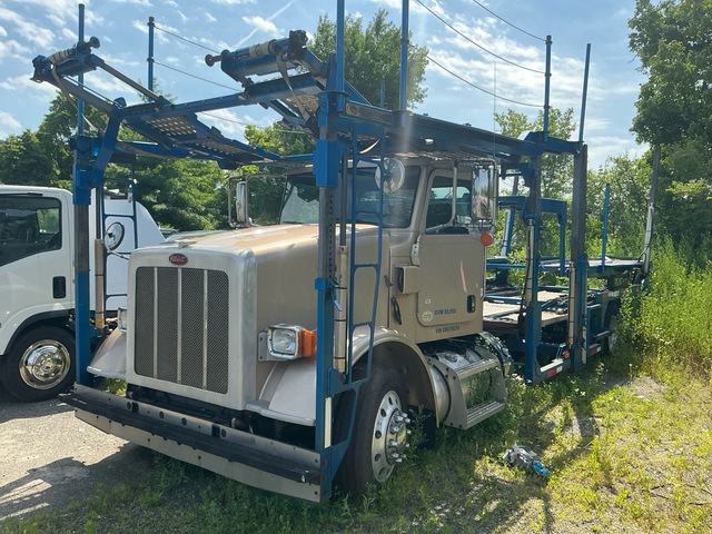 2016 Peterbilt 365 6x4 Car Carrier Truck