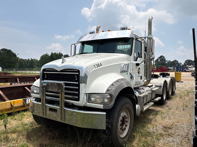 2014 Mack GU713 8x4 Tri/A Day Cab Truck Tractor