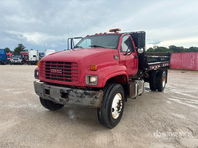 2002 GMC 7500 4x2 S/A Camión dumper