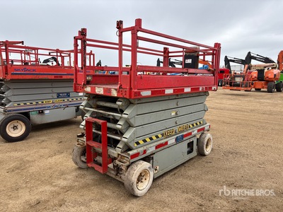 2000 Skyjack SJIII4832 Electric Scissor Lift