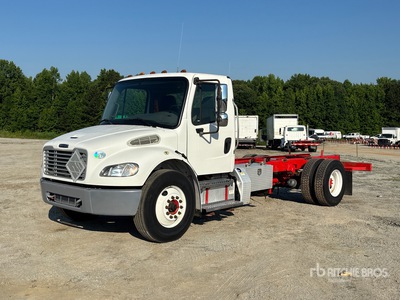 2016 Freightliner M2 106 4x2 Fahrgestell