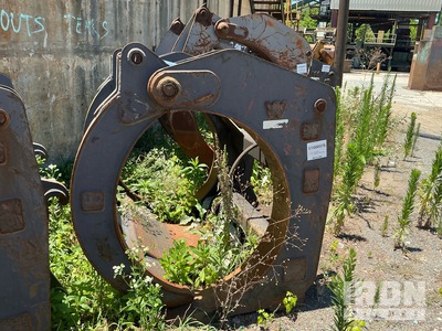 Wicker Machine WCSQ L60 60 in Wheel Loader Grapple - Fits Volvo L60H