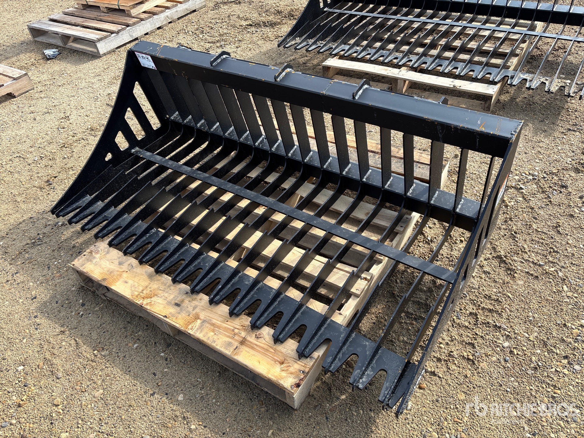 2026 PABREAK RB110 64 in Skeleton Skid Steer Bucket (Unused)