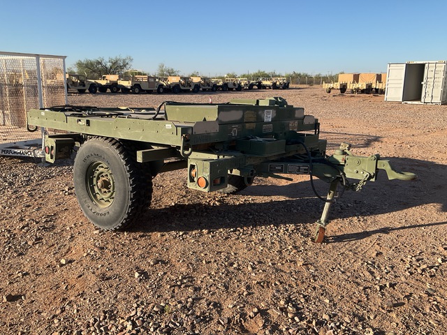 US ARMY Tank Automotive Command M1102 S/A Trailer Chassis