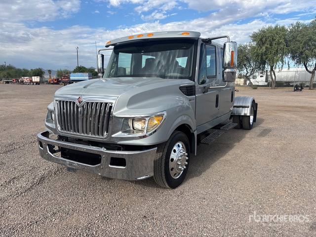2012 International TerraStar 4x2 Crew Cab Versatile Hauler Truck