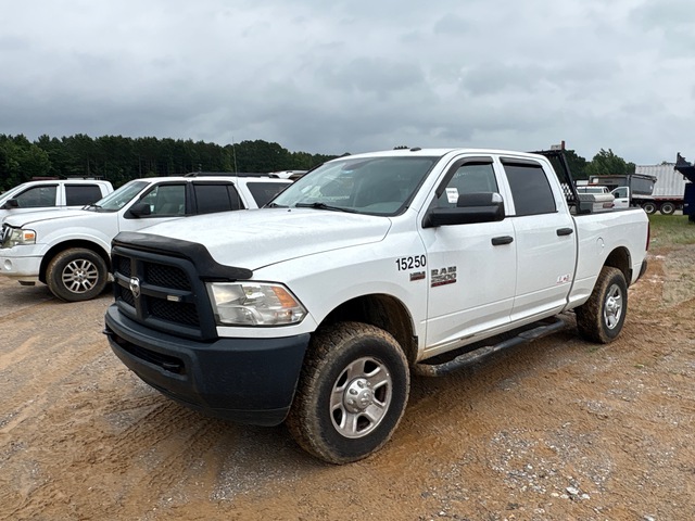 2014 Ram 2500 4x4 Crew Cab Pickup