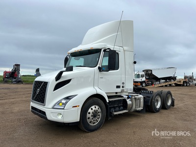 2020 Volvo VNR 6x4 T/A Day Cab Truck Tractor