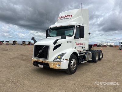 2020 Volvo VNR 6x4 T/A Day Cab Truck Tractor