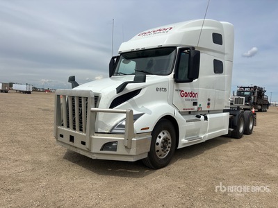 2020 Volvo VNL64T-300 6x4 T/A Sleeper Truck Tractor