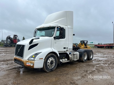 2019 Volvo VNR64T300 6x4 T/A Day Cab Truck Tractor