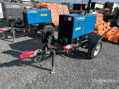 2021 Miller Trailblazer 251 325 A Mobile Multi-Process を見 Welder - Fueled