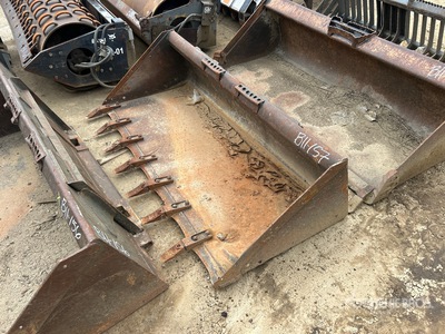 Bobcat 73 in Skid Steer Bucket