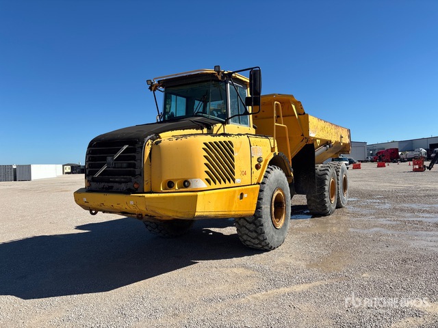 2004 Volvo A25D Articulated Dump Truck