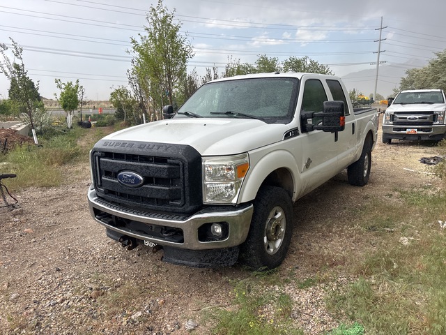 2016 Ford F-350 XLT 4x4 Crew Cab Pickup 2016 Ford F-350 XLT 4x4 Crew Cab Pickup