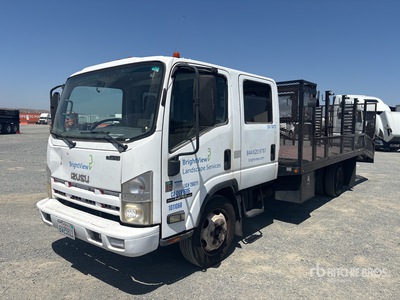 2009 Isuzu NPR 4x2 COE Ciężarówka z płaską platformą