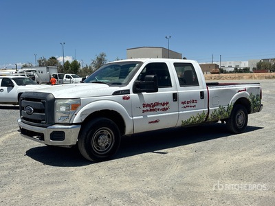 2015 Ford F-250 XL 4x2 Crew Cab Pick Up