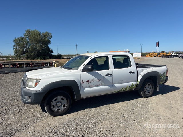 2015 Toyota Tacoma 4x2 Crew Cab Pickup