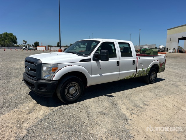 2012 Ford F-250 XL 4x2 Crew Cab Pickup