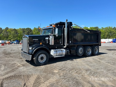 2016 Kenworth W900L 8x4 Tri/A Dump Truck