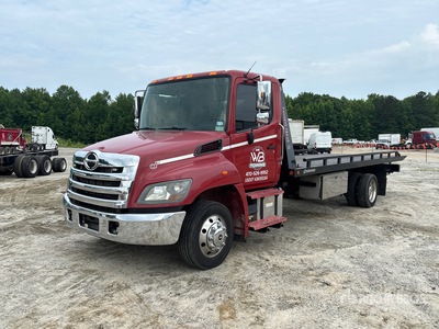 2020 Hino 268 شاحنة سحب مسطحة