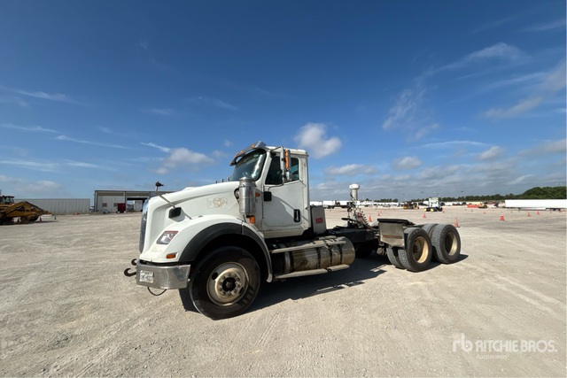 2019 International HX620 6x4 T/A Day Cab Truck Tractor