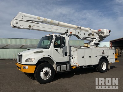 Altec AA55 56 ft on 2014 Freightliner M2 106 4x4 Camión con Canastilla