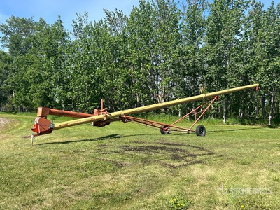 Westfield MK100-61 10 in x 61 ft Swing Grain Auger