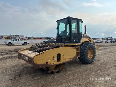 2003 Cat CP663E Padfoot Drum Compactor