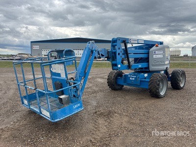 2012 Genie Z-45/25J 4WD Dual Fuel Articulating Boom Lift