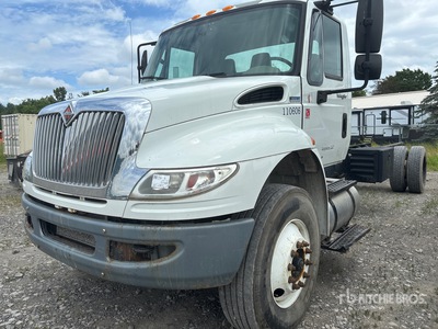 2014 International 4300 Cab and Chassis