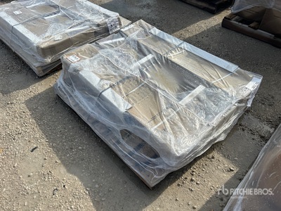 Quantity of (3) Arcan 4 ft Jack