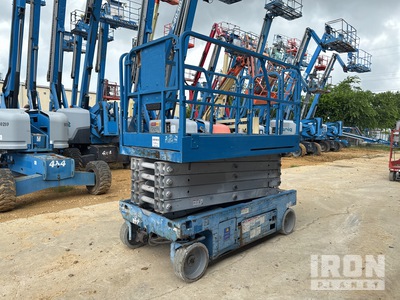 2015 Genie GS-3246 Electric Scissor Lift
