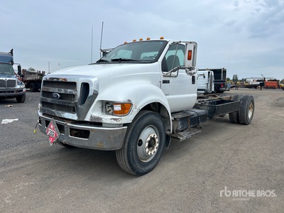 2012 Ford F-750 4x2 Autocarro cabina e telaio