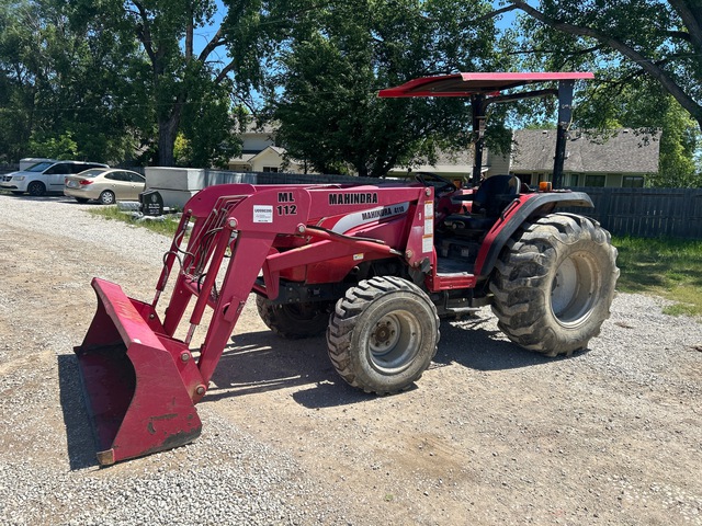 2005 Mahindra 4410 4WD Tractor