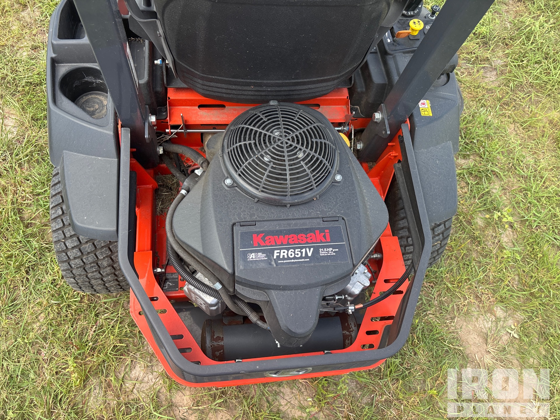2025 Kubota Z232KW-42 Zero-Turn Lawn Mower in Alice, Texas, United