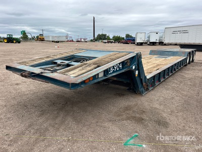 1987 Load King 603DFP 60 ton Tri/A Folding Neck Trailer
