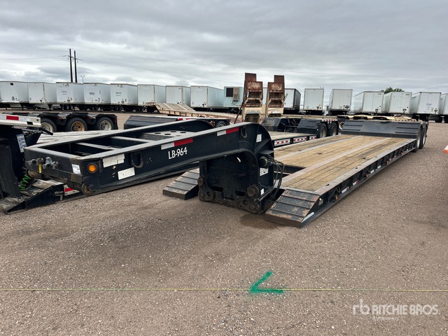 2012 Specialized XL70 T/A Lowboy Trailer