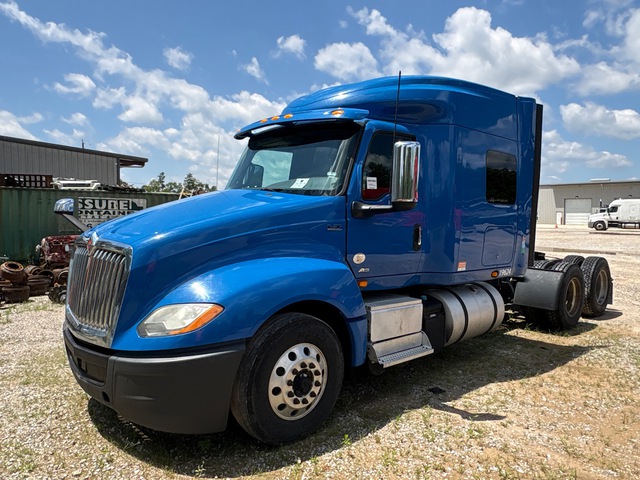 2019 International LT625 6x4 T/A Sleeper Truck Tractor (Inoperable)