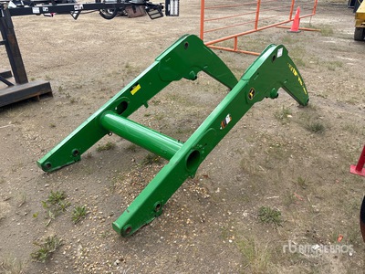 2018 John Deere 640R Loader Frame Parti varie