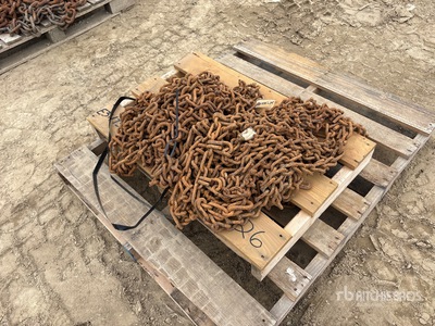 Quantity of (2) 96X29 Tire Chain Set