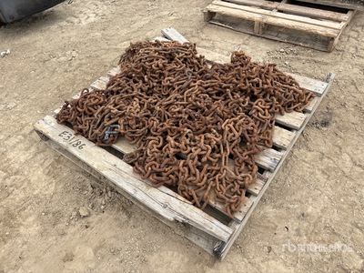 Quantity of (2) 142X40 Tire Chain Set