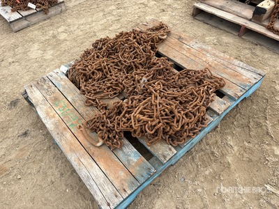 Quantity of (2) 112X50 Tire Chains Set