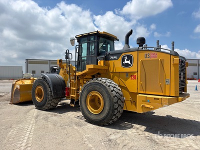 2022 John Deere 744L Pala gommata