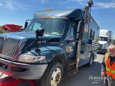 2011 International 4300 SBA 4x2 Utility Truck