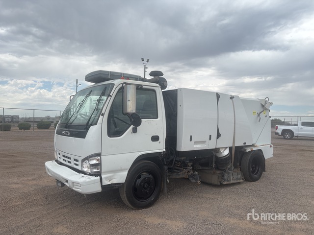 2006 Isuzu NQR Sweeper Truck