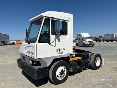 2017 Kalmar T2 4x2 نصف جرارلجر المعدات