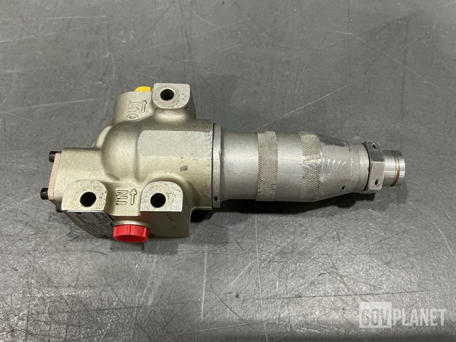 A.P.M. AD-A019-6 APU Pump Return Filter Assembly