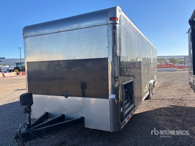 2002 AP Trailers LLC 28 ft T/A Gesloten aanhangwagen