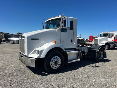 2015 Kenworth T800 4x2 S/A Day Cab Truck Tractor